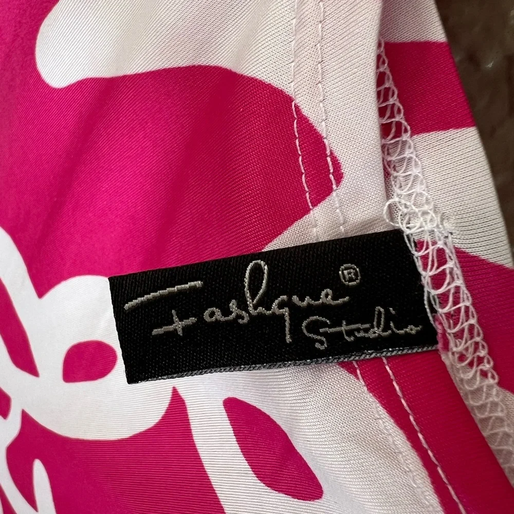 Vibrant Pink Sleeveless Bodycon Midi Dress - Picture 3 of 6